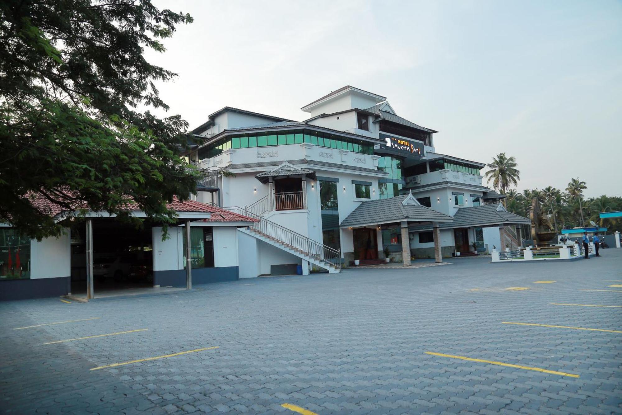 Hotel Savera Park Thrissur Dış mekan fotoğraf